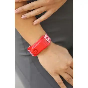 

Free Shipping Wrist Disinfectant Apparatus Anytime Hygiene Anytime Measure Practical Light Safe