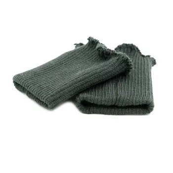 

"Cuff tight", "Cuff diplomat", "Cuff half-wool", "cuffs half wool"