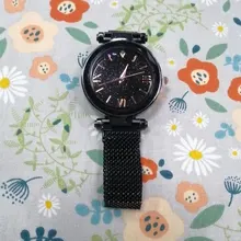 Reloj para mujer, de cuarzo, elegante, con imán, hebilla, cielo estrellado, Número Romano, púrpura, reloj de pulsera de regalo