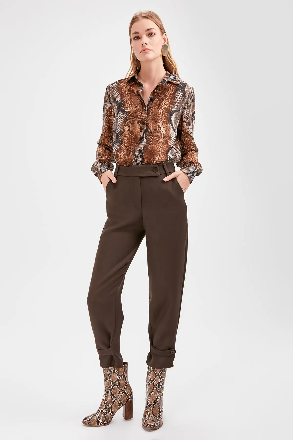 Trendyol базовые брюки TWOAW20PL0503|Брюки |