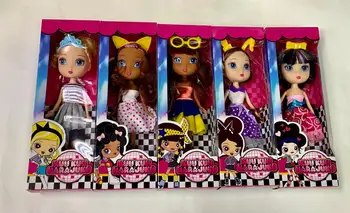 

Doll in a box in an assortment of 11691