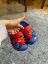 Zapatillas de Spider-Man para niños, sandalias antideslizantes transpirables resistentes con dibujos animados de EVA, para playa