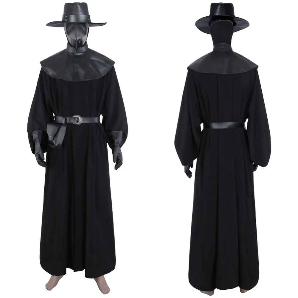 15007467-cosplayying