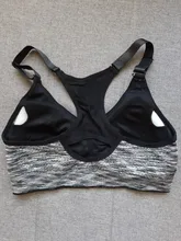 VEQKING Sujetador deportivo acolchado de secado rápido, Sujetador deportivo ajustable sin aros para mujer, Sujetador Push Up de Yoga sin costuras para correr