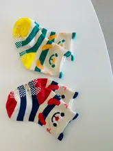 2 par/lote de rayas de algodón de dibujos animados bebé calcetines de la Navidad, Ginebra, chocolate, vino, si puede leer esto traer vino de antideslizante bebé recién nacido calcetines de niños niñas niño lindo chico Calcetines