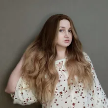 GEMMA-pelucas de cabello largo ondulado para mujeres negras, pelo sintético de parte media, para fiesta diaria, Cosplay, resistente al calor