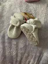 Zapatos medias para bebé recién nacido, botines para primeros pasos, de algodón, cómodos, suaves, antideslizantes, cálidos, para cuna