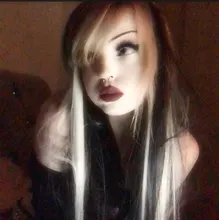 Eunice-Pinzas largas y lisas de 22 pulgadas para mujer, postizo de pelo sintético resistente al calor, color blanco, rojo, morado y rosa