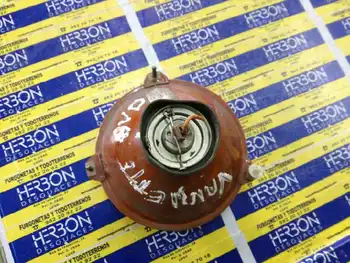 

192126 headlight Right Nissan *