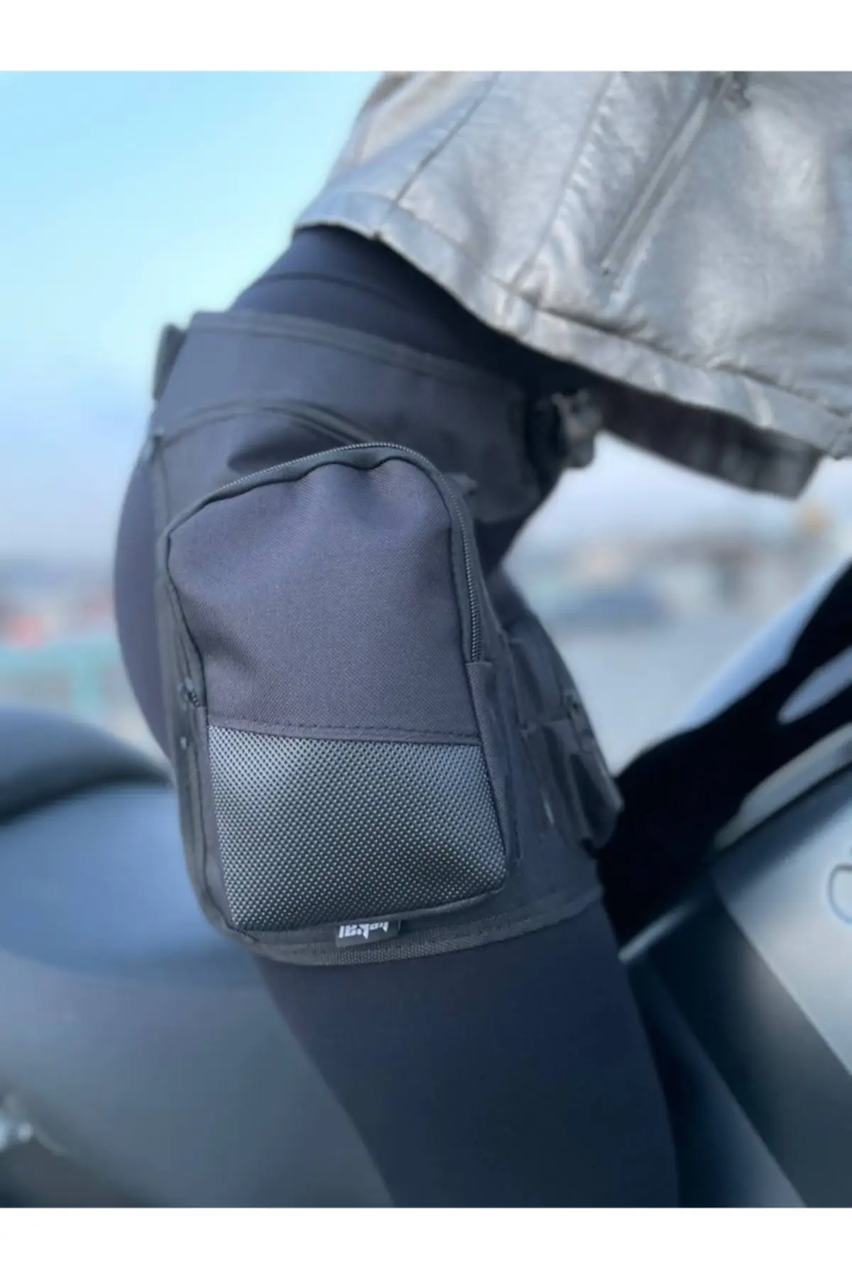 waist-leg-3-pocket-motorcycle-bicycle-travel-bag-waterproof-belt-diagonal-high-quality-cell-mobile-phone-wallet-storage