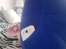 Pantalones cortos deportivos para mujer, mallas ajustadas de cintura alta con realce en la cadera y bolsillo lateral para gimnasio, de secado rápido, novedad de 2020