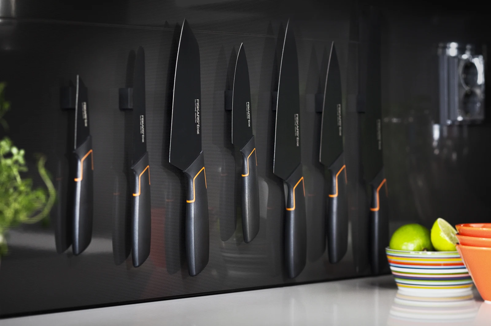 Красивые кухонные ножи. Можно ли дарить ножи. Хост ножи. Ножик для кухни. Кухонный нож.