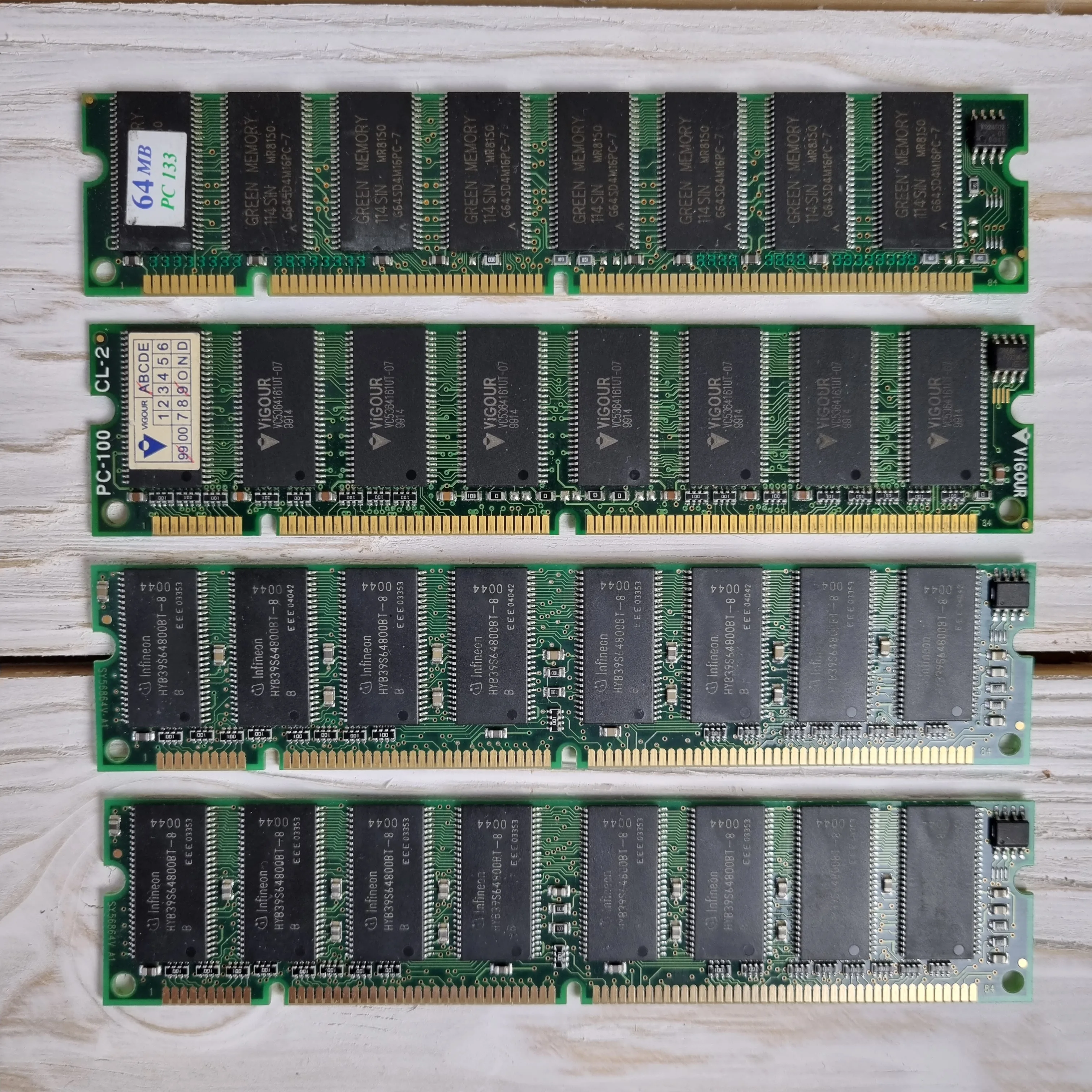 Оперативная память SDR SDRAM 168 Pin Б/У |