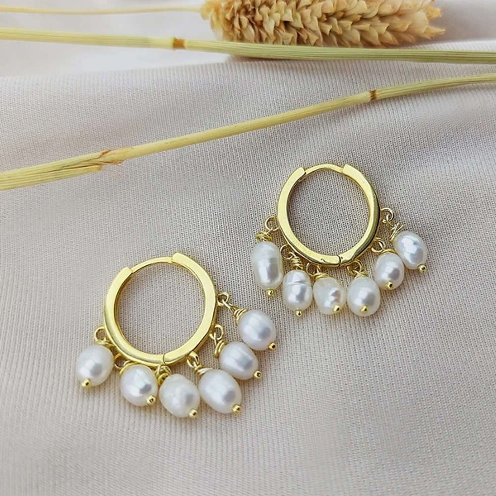 

Vaoov 925 Sterling Silver Jessica Pearl Earrings
