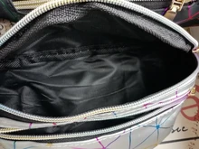 Geestock-riñonera holográfica con purpurina para mujer, bolsa impermeable con cinturón geométrico, a la moda, con láser, para teléfono