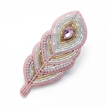 

Нбр-18007/2 set for embroidery with beads: Brooch "feather pink"