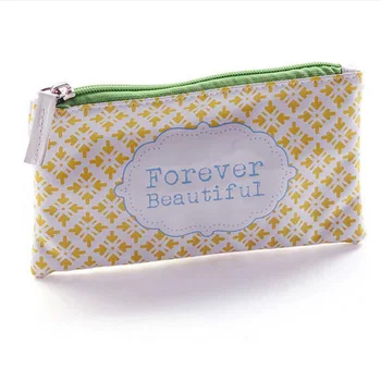 

Travel Vanity Case Plastic (10 x 19 cm)