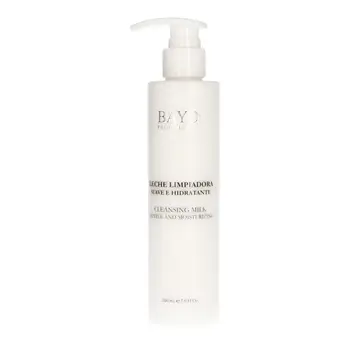 

Milk soft cleaning and moisturizing. Cleansing sensitive skin. Milk.