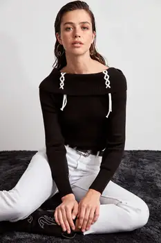 

Trendyol Carmen Collar Knitwear Sweater TWOAW20KZ0796