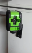 Huepar-Herramienta de alineación láser autonivelante de 2 líneas, instrumento de nivelado y alineación con láser de color rojo y verde, líneas cruzadas horizontal y vertical, 4 grados, base magnética