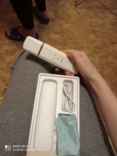 Отзыв о товаре ANLAN Ультразвуковой скрабер скруббер, ионная лопатка для чистки лица, пилинг, лифтинг для лица, удаление угрей, терапия красным светом для удаления черных точек blackhead remover узи чистка ультразвуковая чистка лица от пользователя Покупатель 