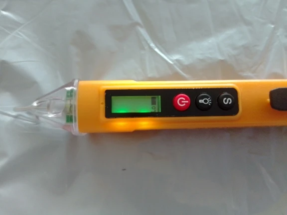 Отзыв о товаре ANENG VC1010 вольтметр цифровой тестер индикатор напряжения тестер напряжения Цифровые датчики напряжения переменногопостоянного тока умная бесконтактная ручка измерительный прибор индикаторная отвёртка вольтметры от пользователя D***v