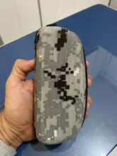 Caja militar de camuflaje para gafas de sol para hombre, estuche de EVA con Clip para cinturón, 1 unidad