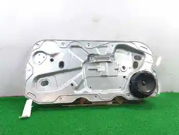 

4M51B045H17AA LEFT FRONT WINDOW FORD FOCUS SEDAN (CAP)