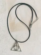 Colgante de Color plata tibetana para collar, Gargantilla de reliquias de la muerte, cordón de cuero negro, joyería hecha a mano