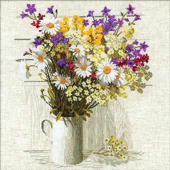 

924 set for embroidery Riolis 'field color' 45*45 cm