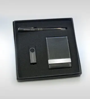 

Personalized Pen Business Card 8 GB USB Memory Set