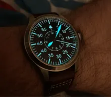 【Tiempo de escape timereloj piloto de movimiento automático NH35 con esfera negra tipo B o tipo A y funda de 42mm impermeable 300M