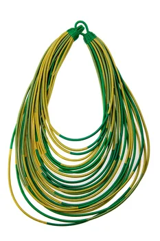 

Necklace silk yarns