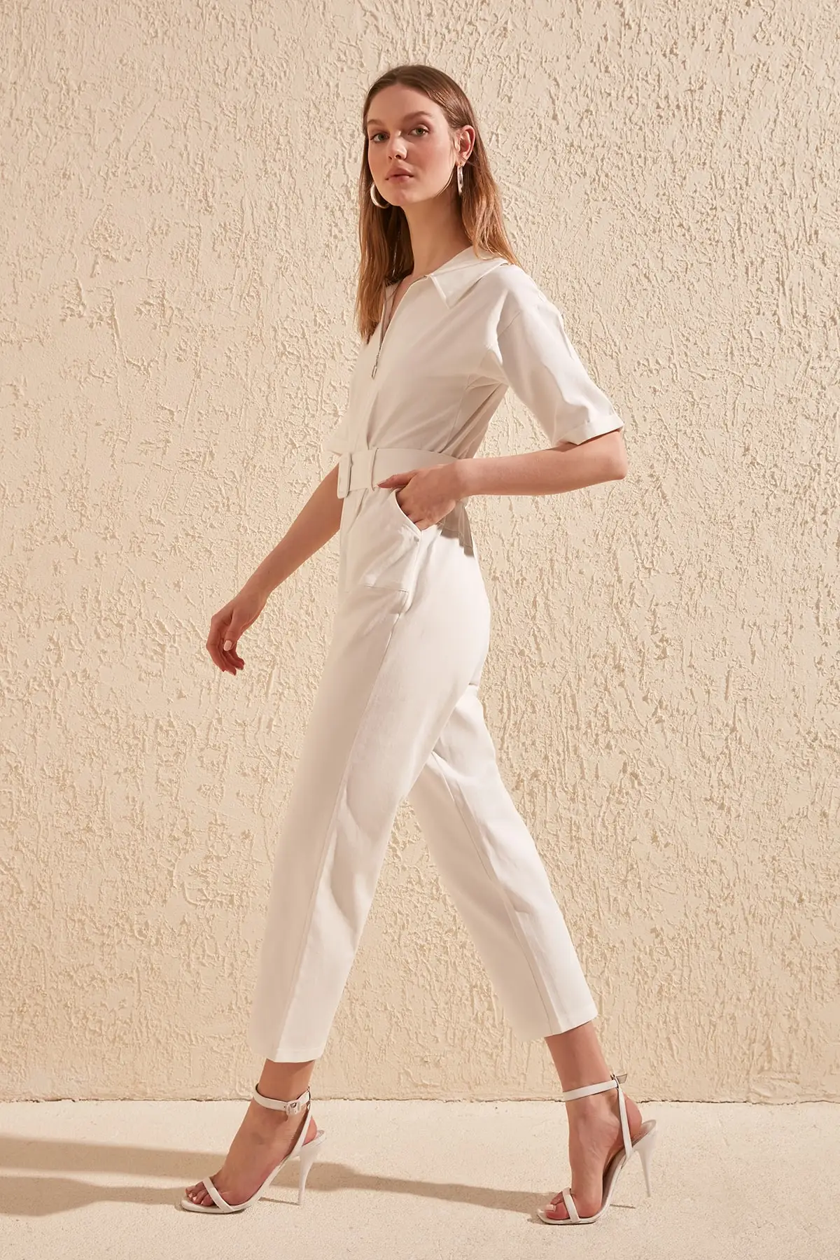 Trendyol Arched Jumpsuit TWOSS20TU0064 Trendyol Arched Jumpsuit TWOSS20TU0064