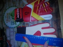 Chico de fútbol de guantes de portero para los niños de 5 a 16 años de guantes de portero niños montar en scooters sp