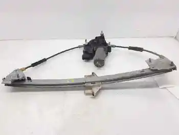 

922194 PEUGEOT 406 saloon left front windows (S1/S2)