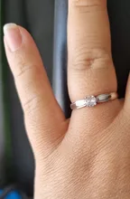 Anillo de compromiso de piedras redondas y pequeñas para mujer, sortija de boda de cristal Plata de Ley 925 auténtica