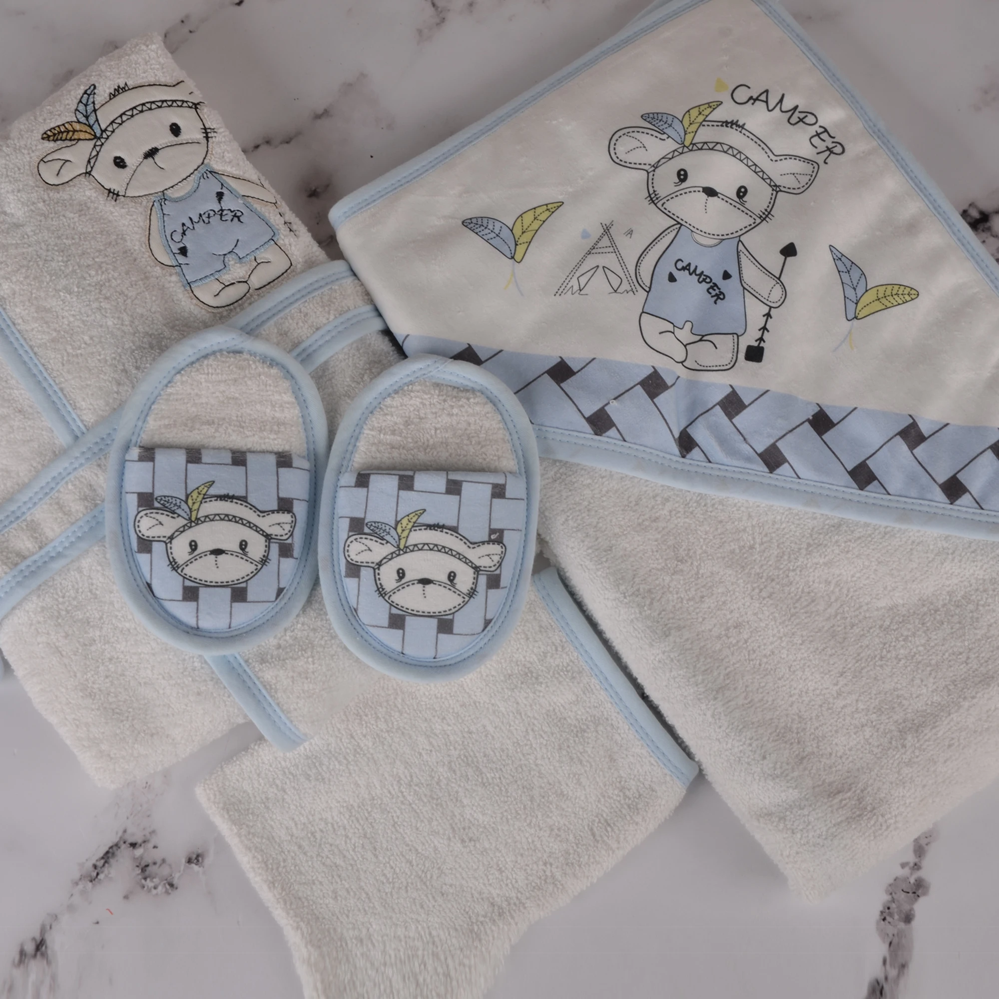 Baby Hooded Bath Towel Set Children Girl Boy Robe Cartoon Bathrobes Wrap Newborn Long Sleeve Slipper Toddler Baby Clothing Gifts baby bath towel