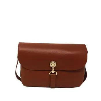 

Madrague Saddle Brown