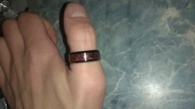Hombre anillo rojo fibra carbono verde dragón negro con incrustaciones de confort ajuste anillos de acero inoxidable para los hombres de boda diamante anillo anillos boda banda