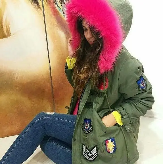 

Burgundy fur plush coat for ladies with pink head cover