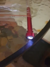 Herramienta de recogida de garras flexibles, luz LED magnética, agarre de dedos, imán rojo, 4 garras, luz LED y parte no magnética