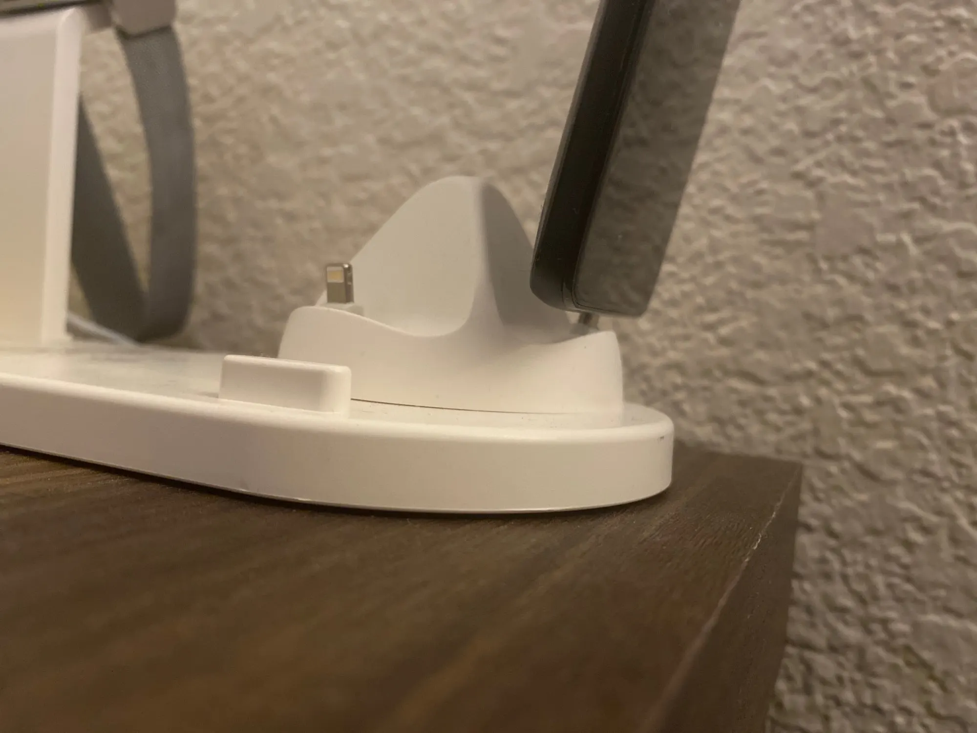 4 in 1 Wireless Charging Stand photo review