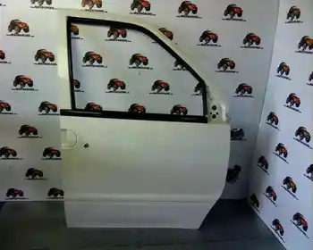 

FRONT RIGHT DOOR NISSAN SERENA (C23M)