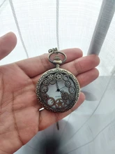 Cobre antiguo Vintage Steampunk bronce hueco de collar de reloj de bolsillo de cuarzo colgante de cadena de reloj de las mujeres de los hombres con accesorios