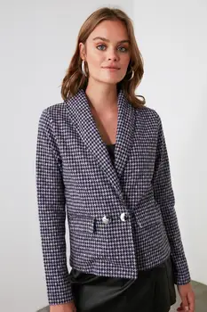 

Trendyol Button Detail Crowbar Patterned Knitted Coat TWOAW21CE0295