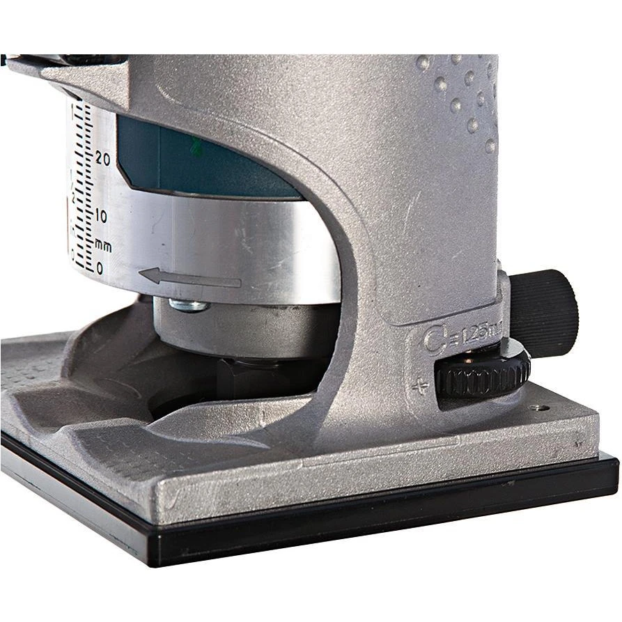 Фрезер электрический Bosch GKF 600+осн(33000 об/мин, мощность 600 Вт, цанга 8 мм, кейс