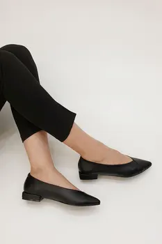 

Margin Women Rasay Ballerina