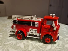 Disney-Set de figuras de la película Cars 3 de metal, juguete de modelo de coche, a escala 1:55, con diseño de relámpago McQueen, Jackson, Mack, tío Truck, regalo para para cumpleaños