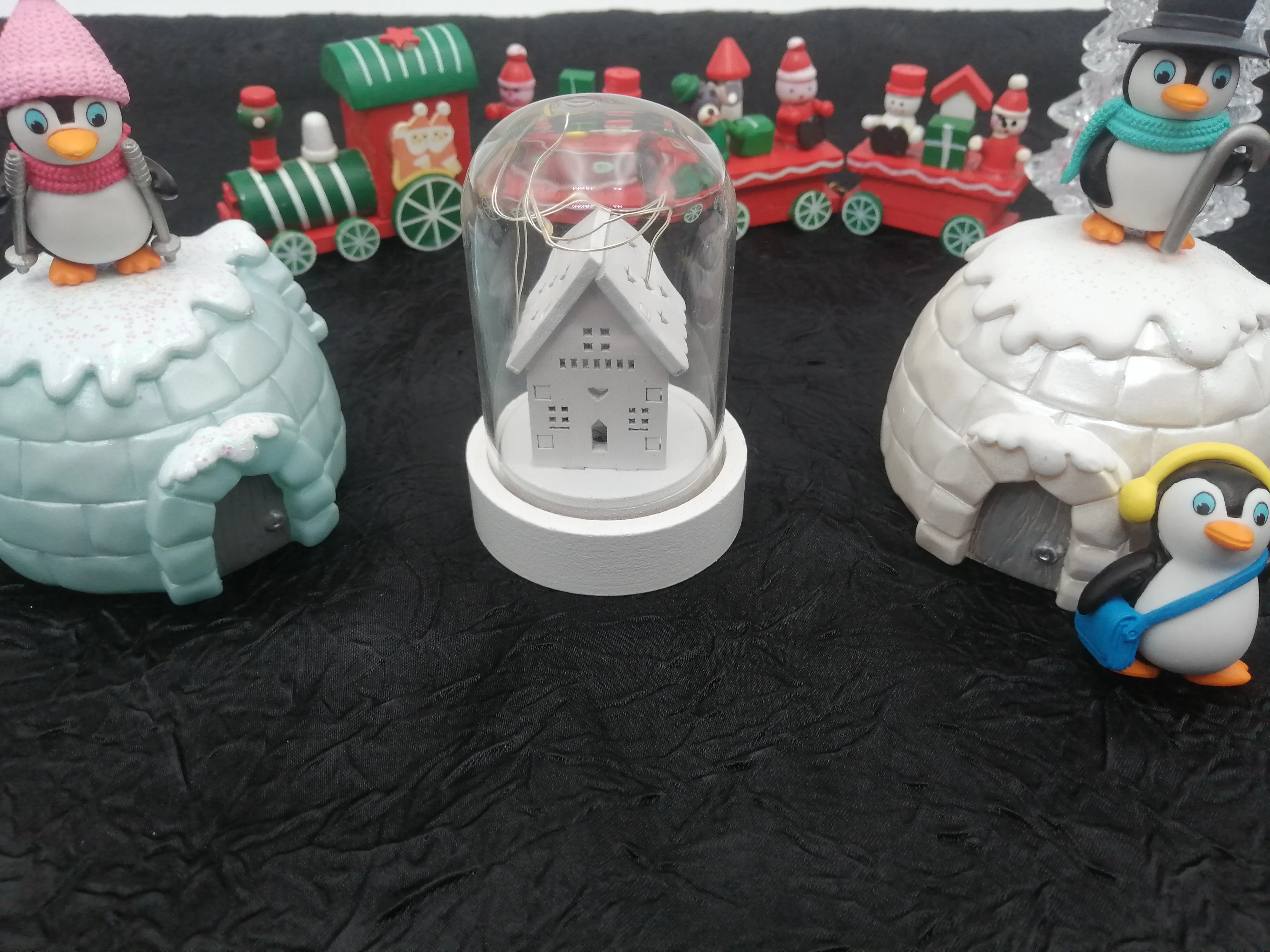 

Illuminated terrarium Snowman polar bear snowy universe reindeer figured wooden terrarium decorative trinket christmas new year